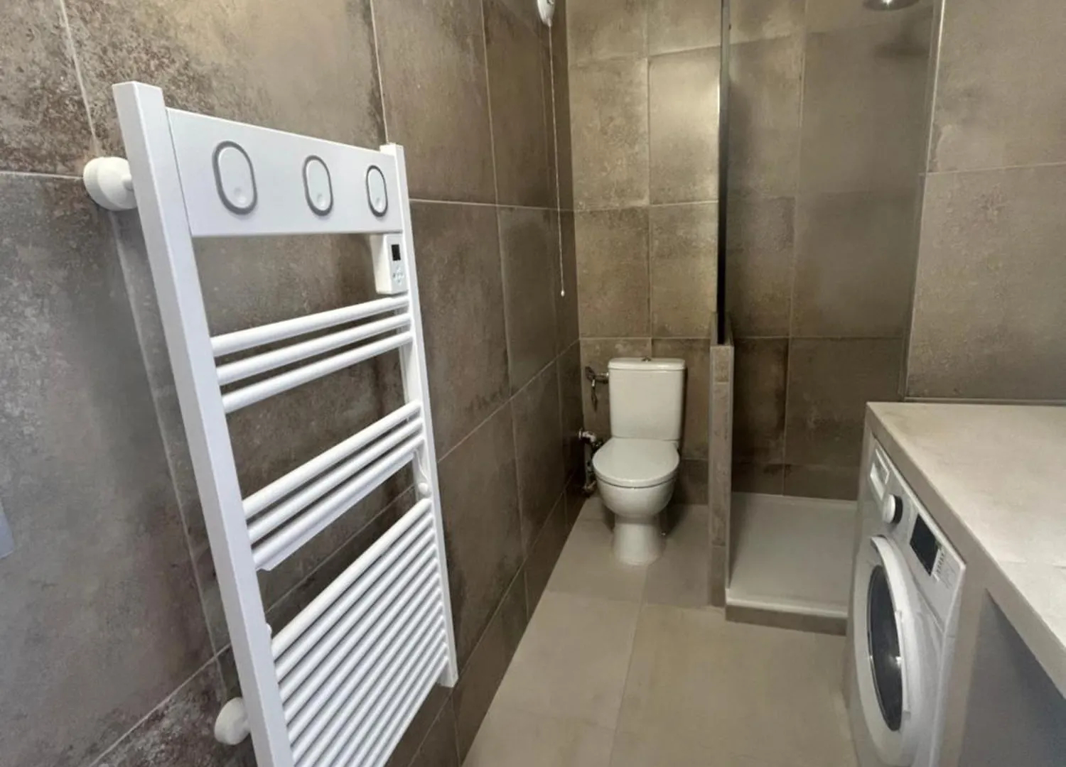 Relax Home 0*, Aix-les-Bains France